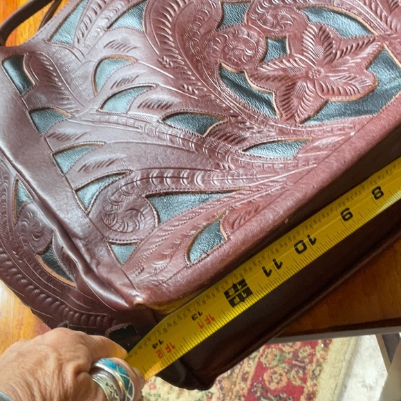 Cool looking Gabriels tote size bag - Picture 9 of 12